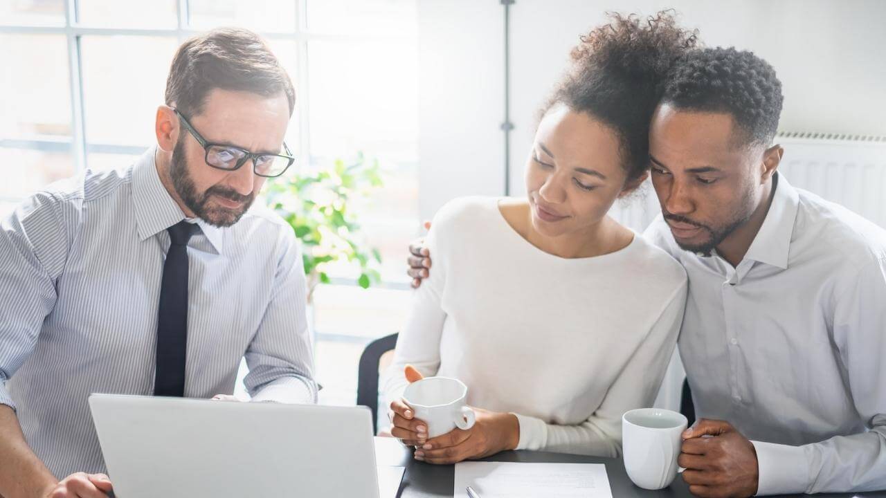 ייעוץ כלכלי לעסקים קטנים